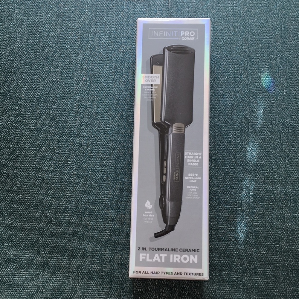 Infinti Pro by Conair Straightener Brand NIB!